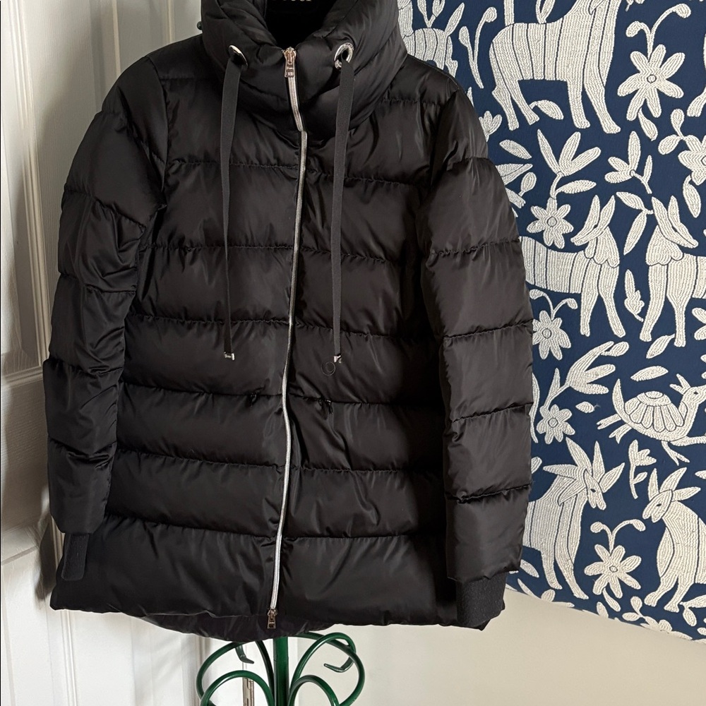 Herno Black Puffer Jacket - Picture 4 of 16
